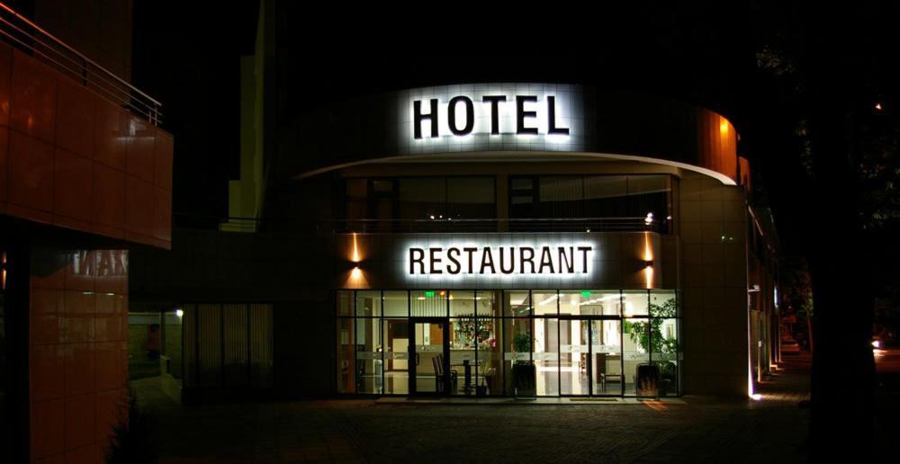 Hotel Atagen Pomorie Buitenkant foto
